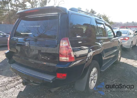 2005 Toyota 4Runner Sr5 V8 z USA, uszkodzony, nr VIN JTEZT14R158006343